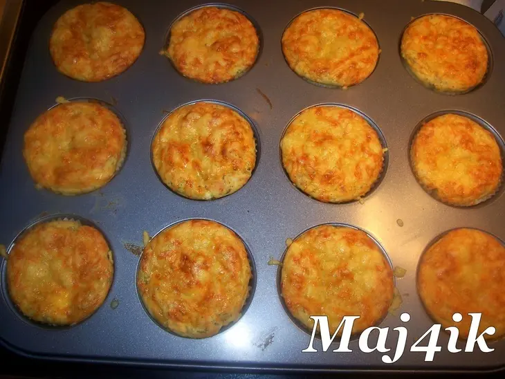 Картофельные маффины с сыром и зеленью: шаг 8