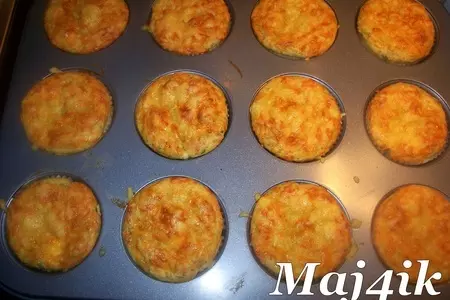 Картофельные маффины с сыром и зеленью: шаг 8
