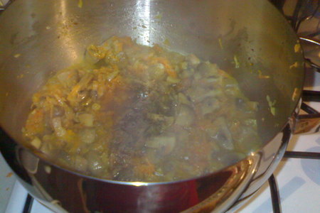 Суп грибной с кабачками: шаг 3