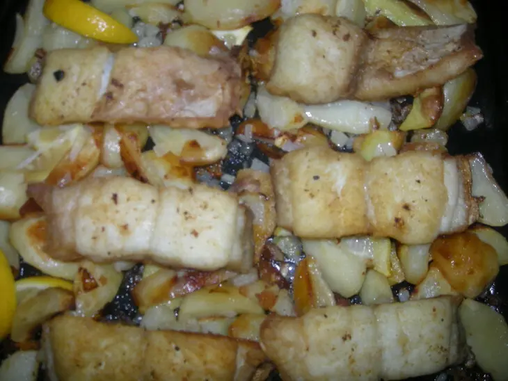Сом с лимоном и картофелем: шаг 3
