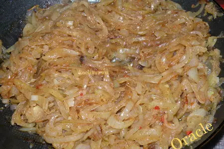 Луковые булочки с остринкой под сырной корочкой. булочки чиполлино.: шаг 1