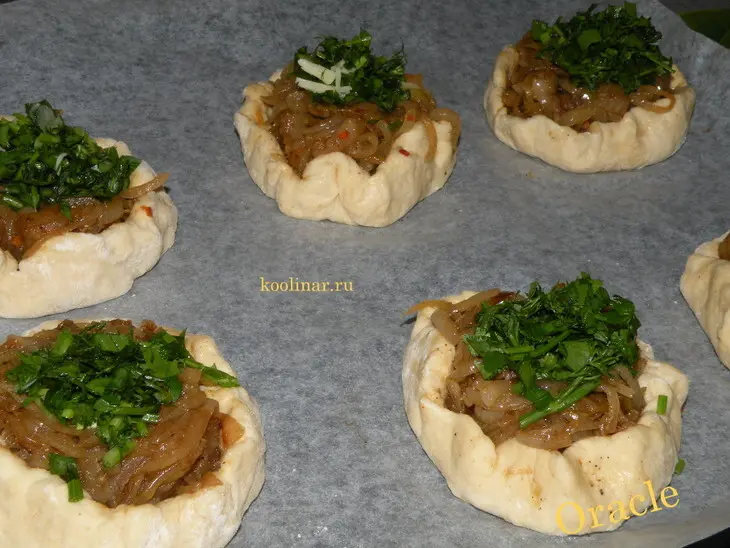 Луковые булочки с остринкой под сырной корочкой. булочки чиполлино.: шаг 4