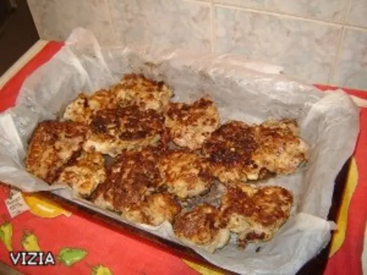 Медальоны из свинины в рубленных орехах: шаг 6