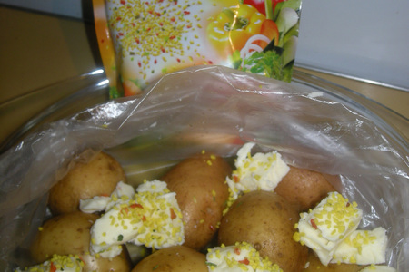 Селедка+картошка запеченная в кульке в микроволновке: шаг 3