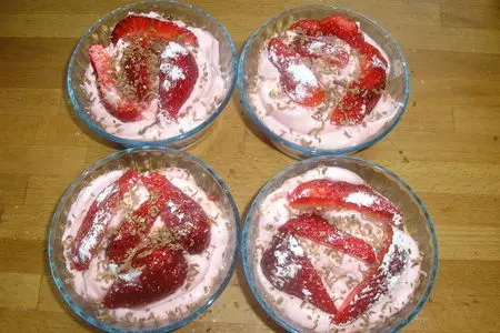 Десерт с клубникой: шаг 3