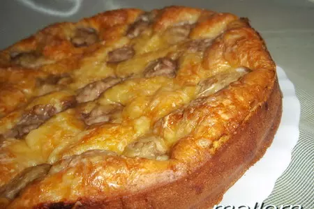 Пирог с фрикадельками