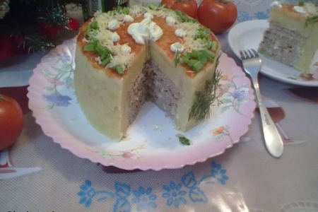 Торт...мясной,в шубе "субботний ужин"для всей семьи)))