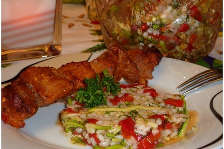 Фото к рецепту: Рисовый салат с цукини, паприкой и...