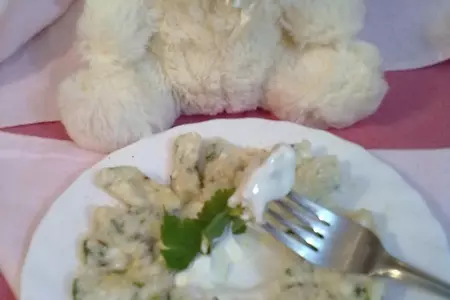 Вареники...ооочень ленивые...с сыром,зеленью и тмином)))