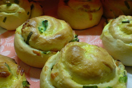 Турецкие витушки с сыром и зелёным луком