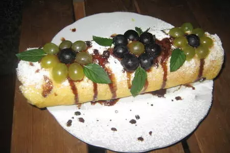 Рулет со сгушенкой
