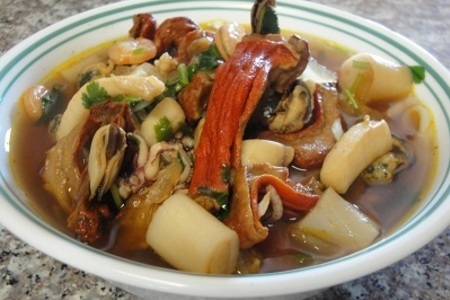 Азиатский суп с грибами и всякими гадами ! ! !