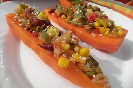 Морковь фаршированная овощами