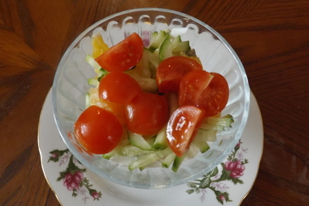 Фото к рецепту: Куриный салат с апельсином.