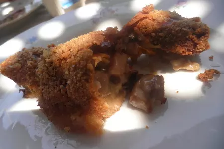 "ножки", фаршированные грибами