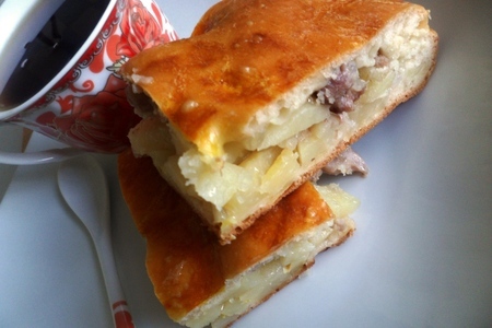 Пирог с картофелем и мясом (мамин рецепт)