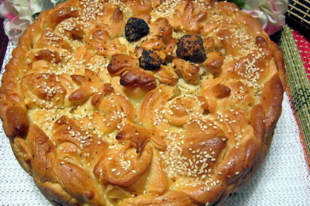 Фото к рецепту: Праздничная погача (фм черногория)