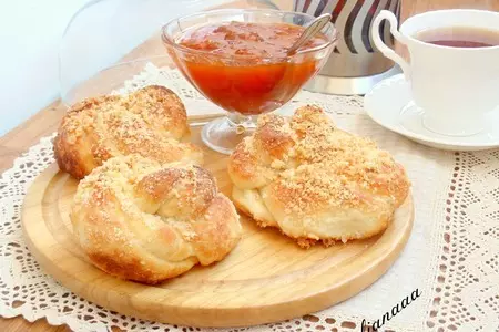 Витые булочки