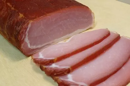 Сыро - копчёное мясо