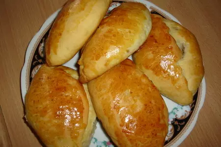 Пироги с вишнями