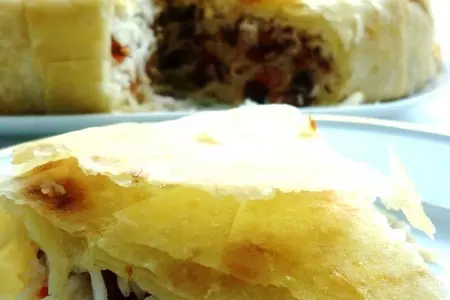 Шах-плов с сухофруктами в лаваше