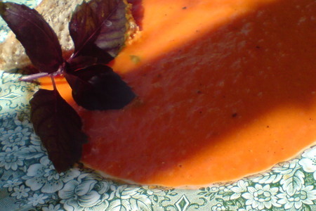 Фото к рецепту: Крем-суп томатный//..опять и снова, с удовольствием!