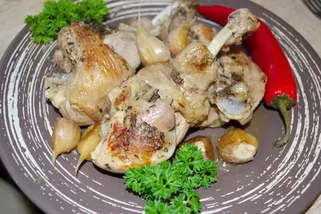 Курица  с чесноком