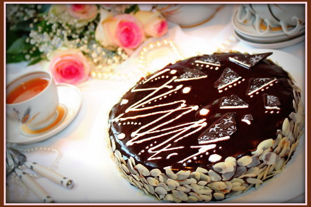 Фото к рецепту: Торт "шоколадная симфония" (тест-драйв)