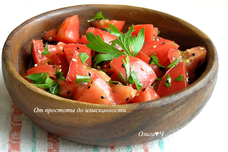 Фото к рецепту: Салат из помидоров с кунжутом