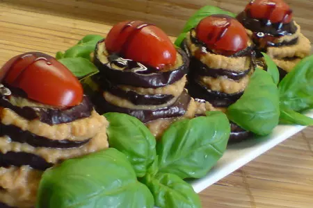 Закуска из баклажанов и тунца