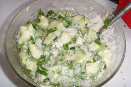 Фото к рецепту: Салат "зеленое настроение"