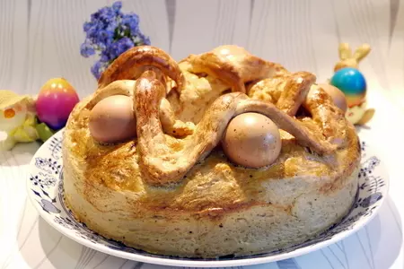 Неаполетанский казатьелло (casatiello napoletano) – итальянская пасхальная выпечка