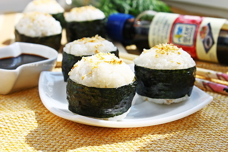 Фото к рецепту: Суши-фрикадельки с копченой скумбрией
