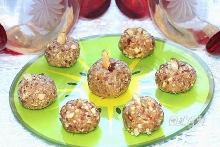 Ореховые шарики со сгущенкой - десерт без выпечки
