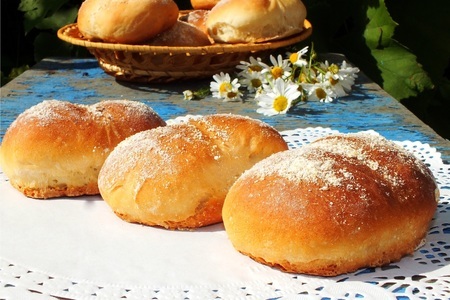 Фото к рецепту: Булочки "petit pain" к завтраку