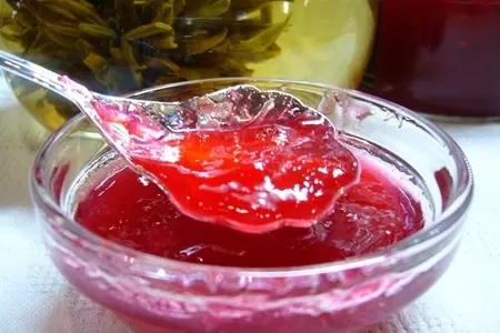 Смородиновое желе с водкой