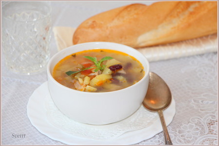 Овощной суп (по мотивам знаменитого французского "писту")