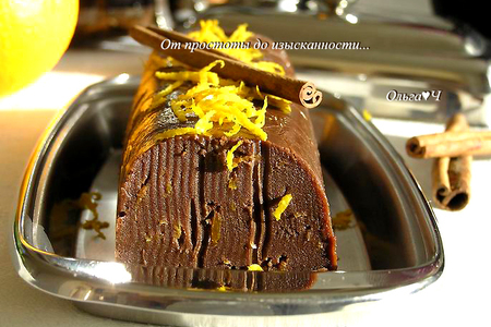 Фото к рецепту: Шоколадное масло с корицей и апельсиновой цедрой