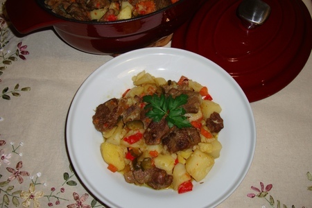 Фото к рецепту: Рагу из картошки с мясом