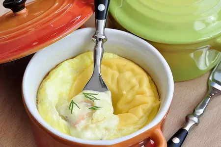 Омлет с овсяными хлопьями и сыром