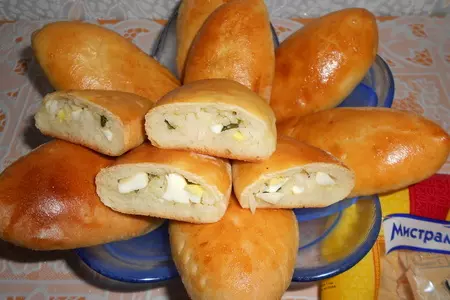 Пирожки с рисом и яйцом