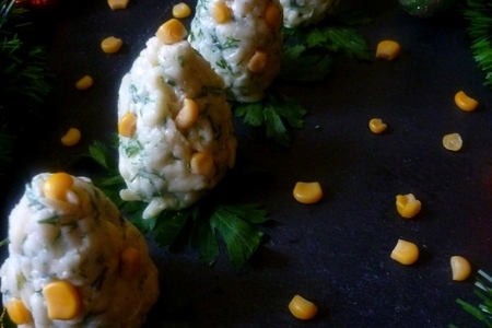 Фото к рецепту: Сырный салат с кукурузой