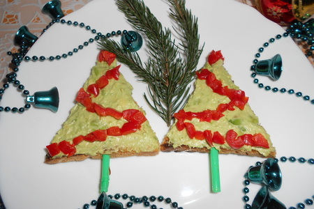 Фото к рецепту: Закуска " новогодние елочки"