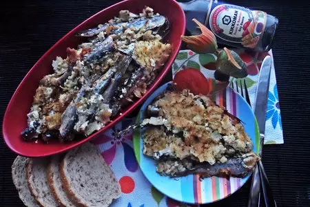 Балтийская салака (baltijas renges) тушёная под сметаной с овощами