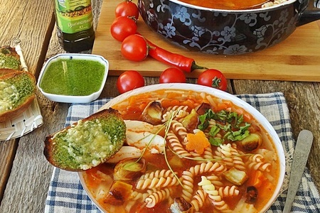 Итальянский суп  - минестроне.