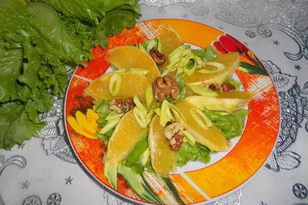 Салат с апельсинами