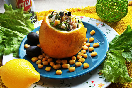 Фото к рецепту: Салат с тунцом в лимонном аромате