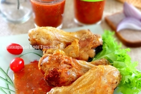 Фото к рецепту: Ножки-гриль с томатным соусом