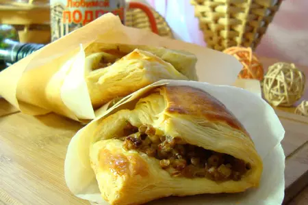 Трубочки слоёные с гречкой и шампиньонами (завтрак).