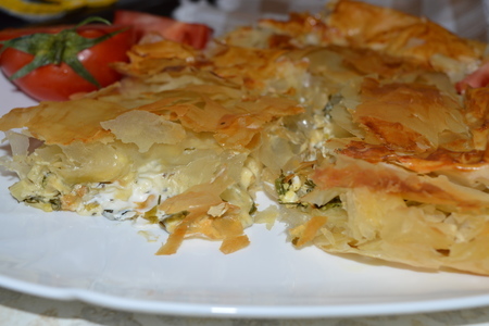 Пирог с фетой и шпинатом в греческом стиле